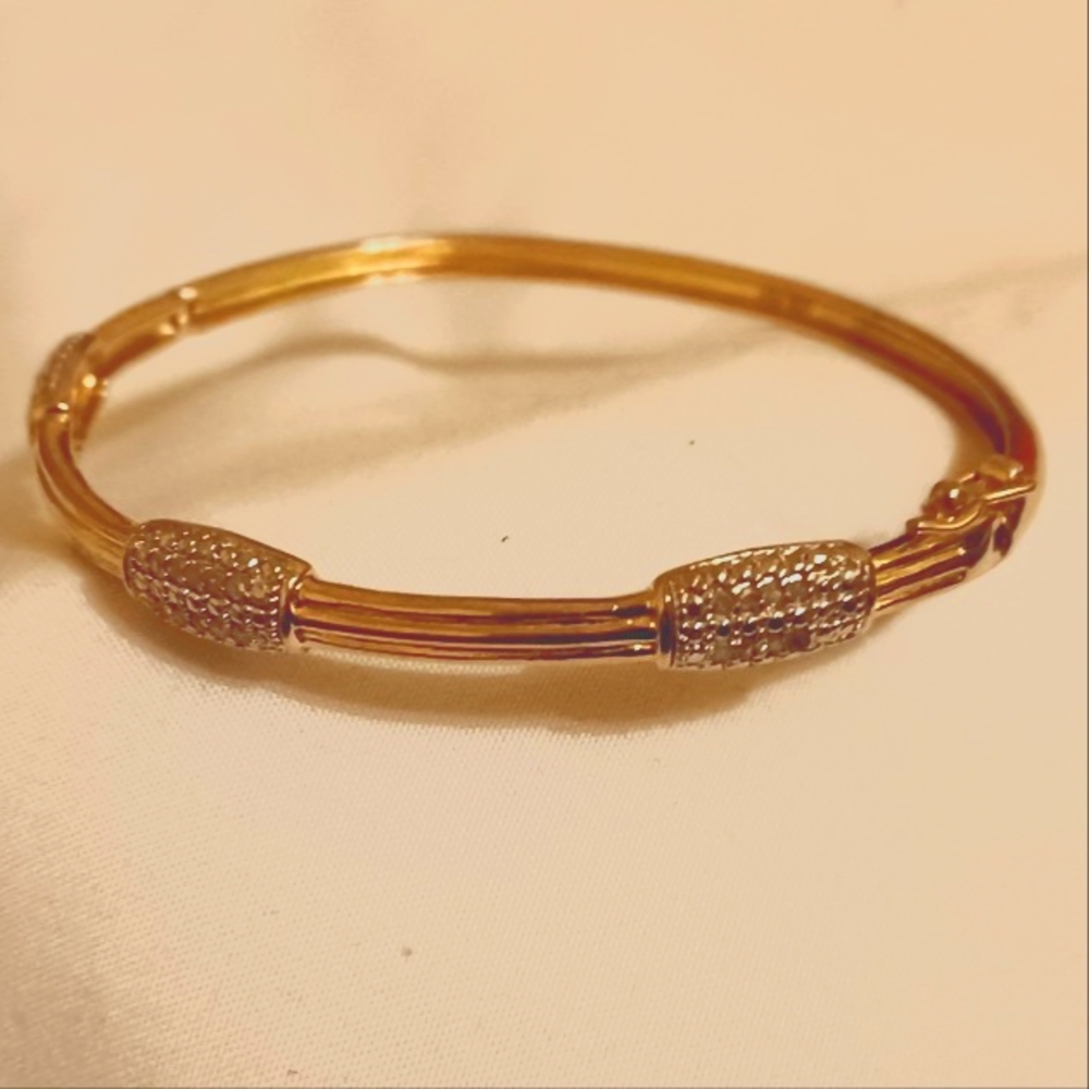 DBJ Sterling Silver 925 Diamond Pave Bangle Bracelet Size 6.5 Missing One Stone